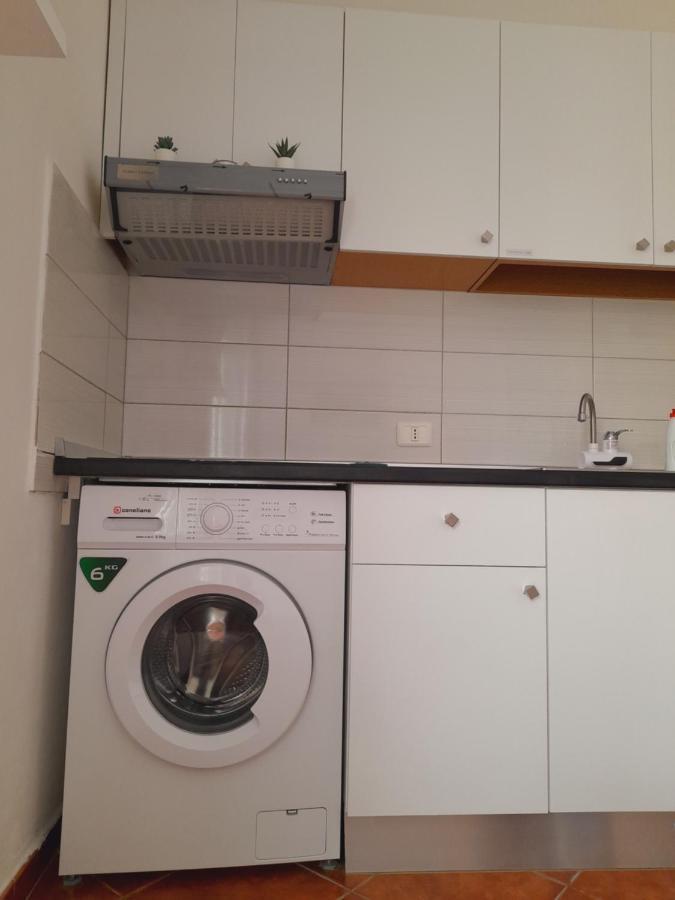 Seaside Deluxe Apartment Durrës Esterno foto