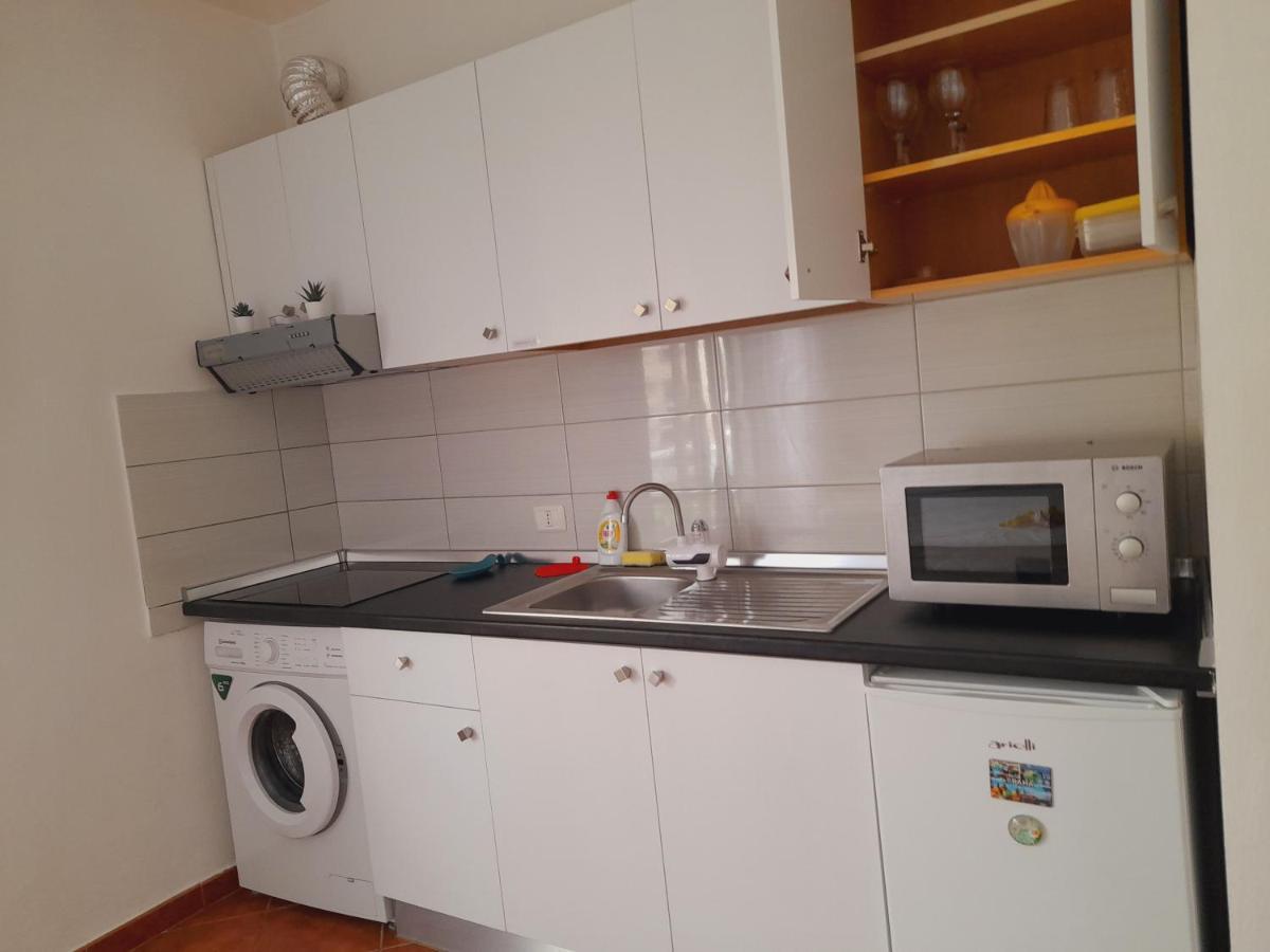 Seaside Deluxe Apartment Durrës Esterno foto