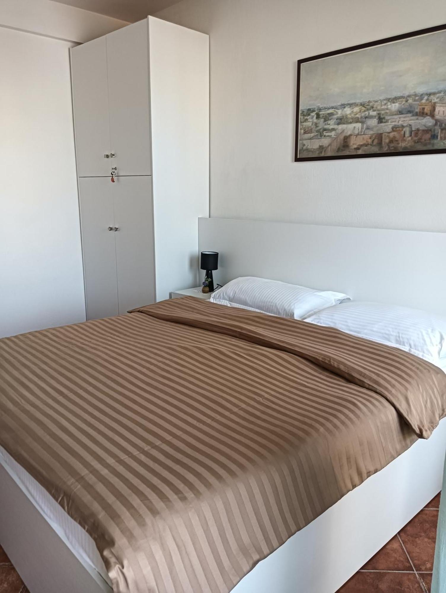 Seaside Deluxe Apartment Durrës Esterno foto